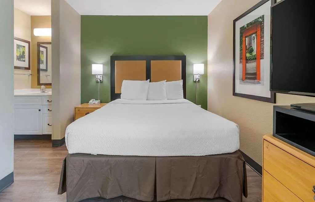 Extended Stay America Suites - Phoenix - Biltmore Hotel