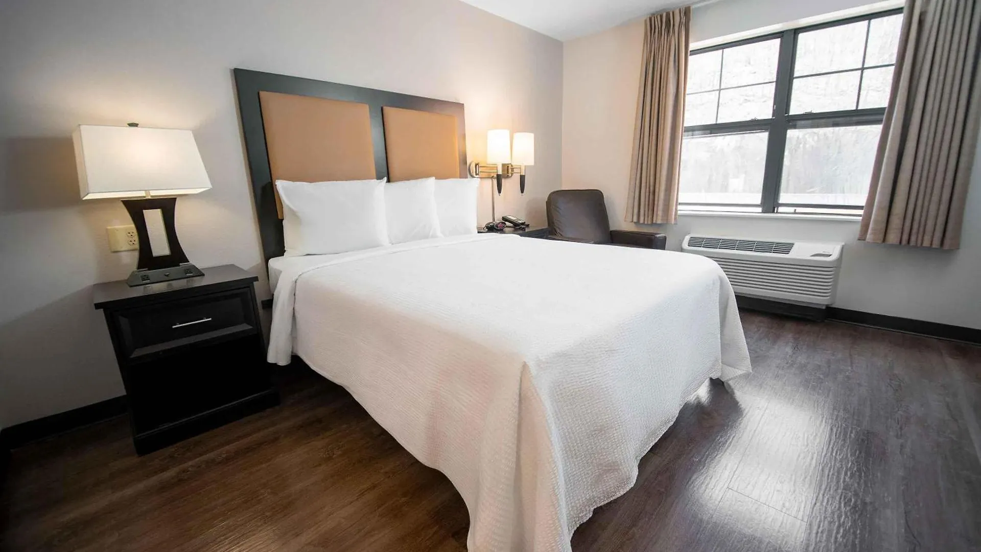 Extended Stay America Suites - Phoenix - Biltmore 2*,  Ηνωμένες Πολιτείες της Αμερικής