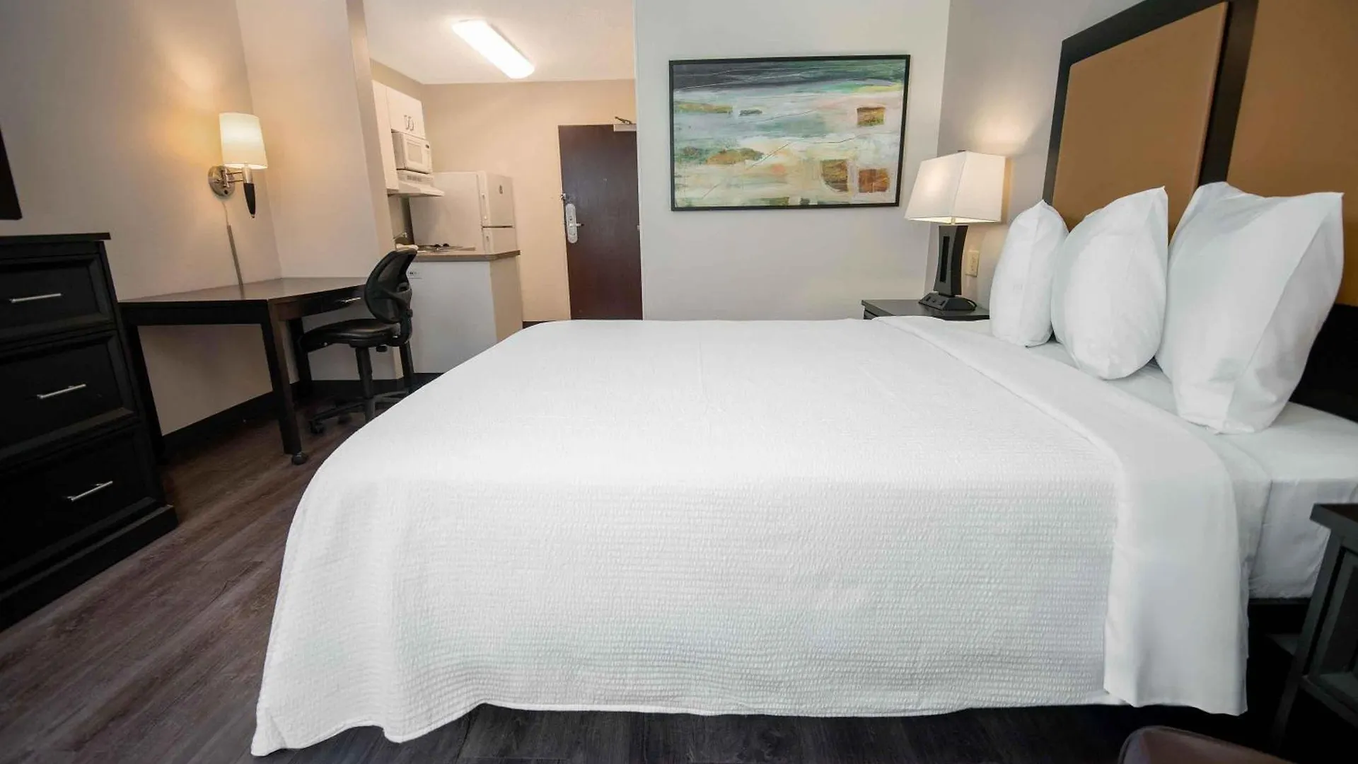 Extended Stay America Suites - Phoenix - Biltmore